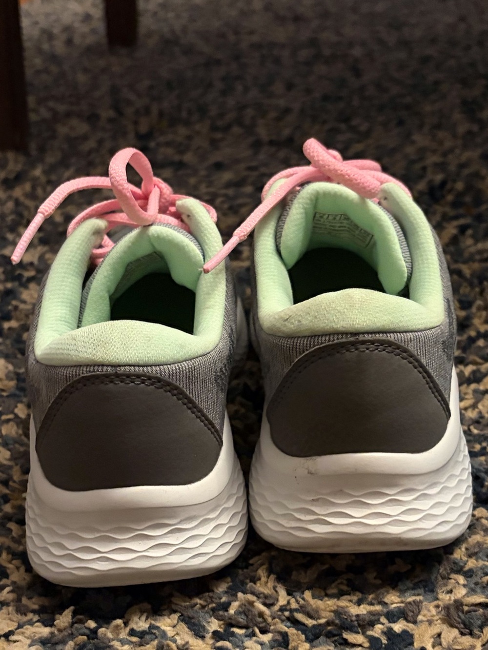 Womens sketchers size 6 - Picture 5 of 7
